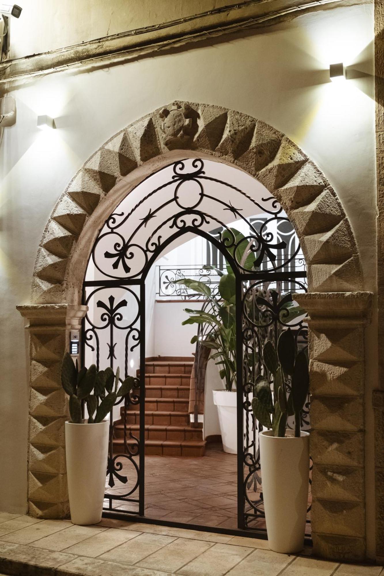 Albergo Diffuso Dimora Rossi Charme B&B Turi Ngoại thất bức ảnh